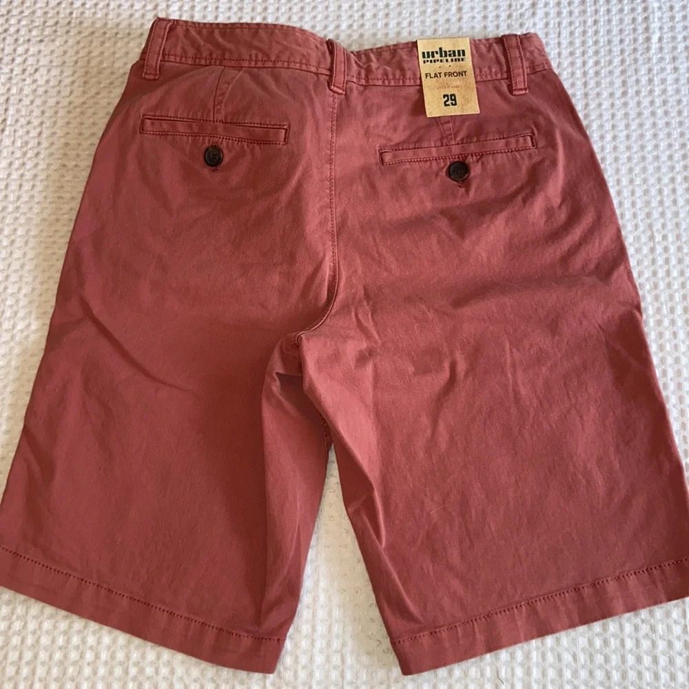 NEW! $40 URBAN PIPELINE Ultimate Flex Flat Front Shorts Size 29 Terra Cotta RED